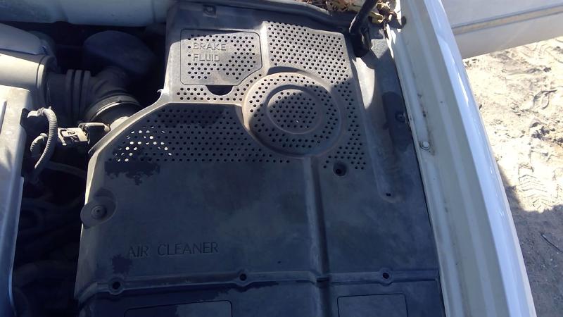 2004-2006 Kia Amanti Engine Cover