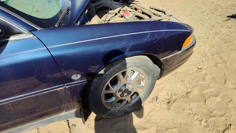 1998-2002 Oldsmobile Intrigue Fender RH