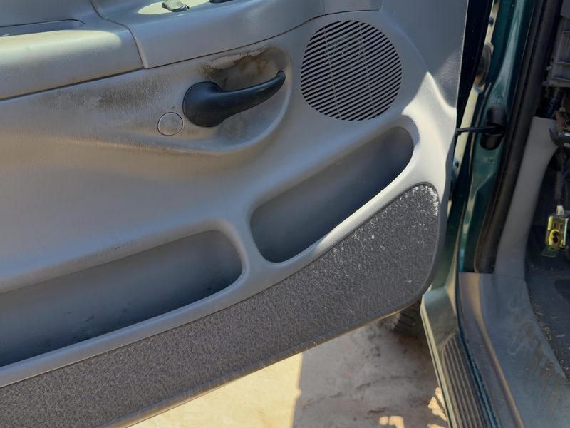1997-1998 Ford Pickup F150 Series Front Door Trim Panel LH