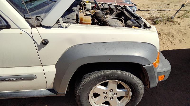 2005-2007 Jeep Liberty Fender RH