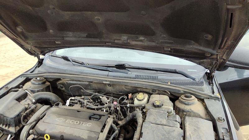 2011-2016 Chevrolet Cruze Hood Hinge RH