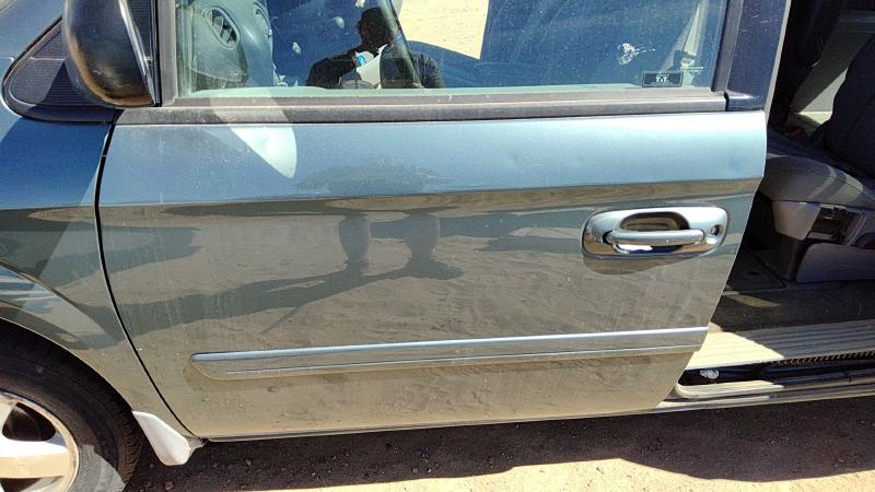 2004-2007 Dodge Caravan Front Door LH