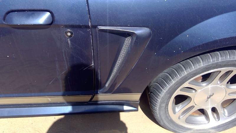 2003 Mustang Quarter Panel Moulding LH