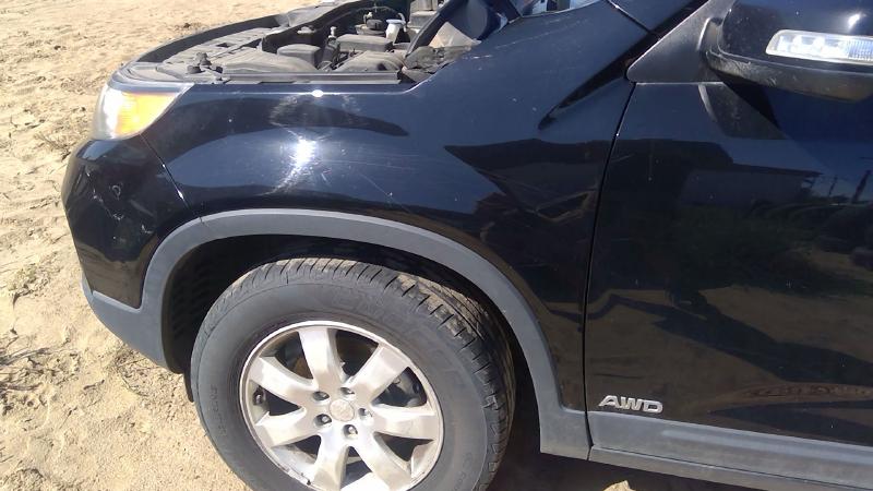 2011-2015 Kia Sorento Fender LH