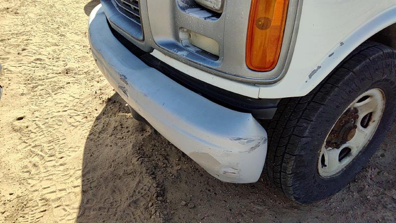 1996-2002 GMC Van Savana 2500 Series Front Bumper Assy.