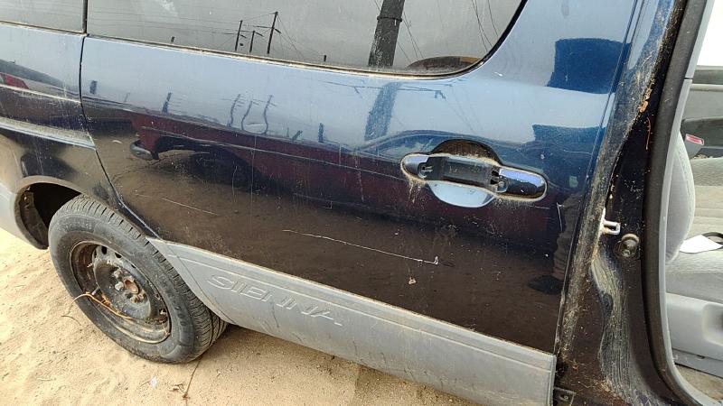 1998-2003 Toyota Sienna Rear Door RH