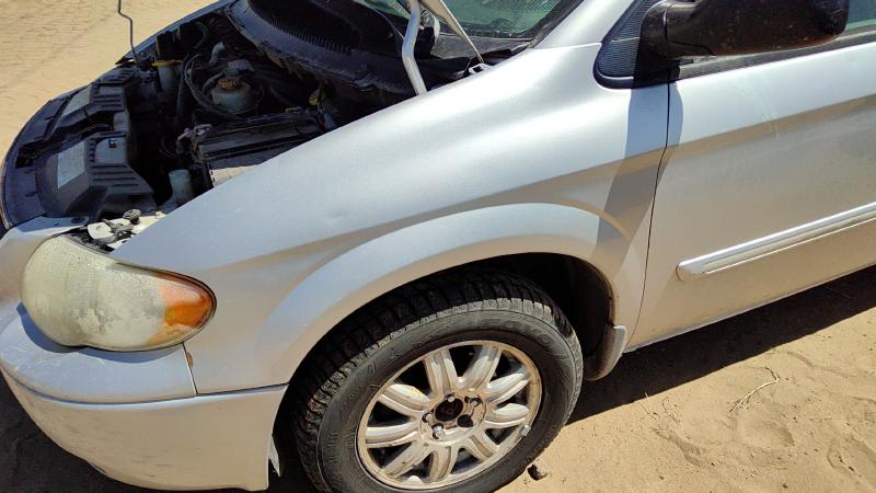 2001-2007 Chrysler Town & Country Fender LH