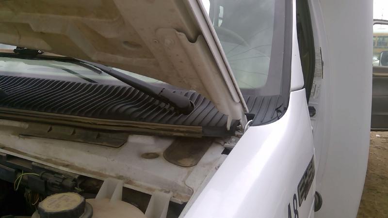 2002 Ford Van E450 Hood Hinge RH