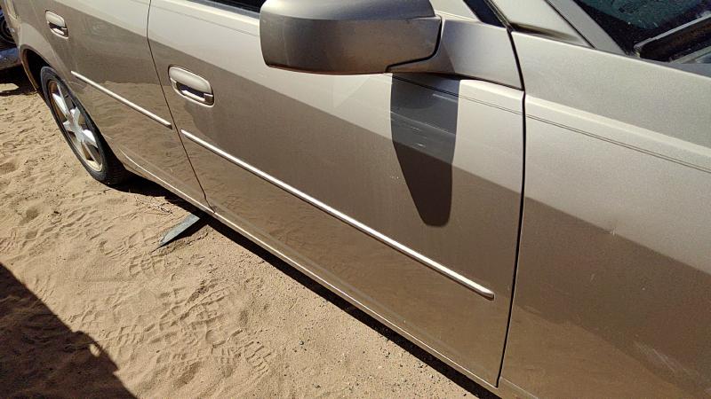 2003-2007 Cadillac CTS Front Door RH