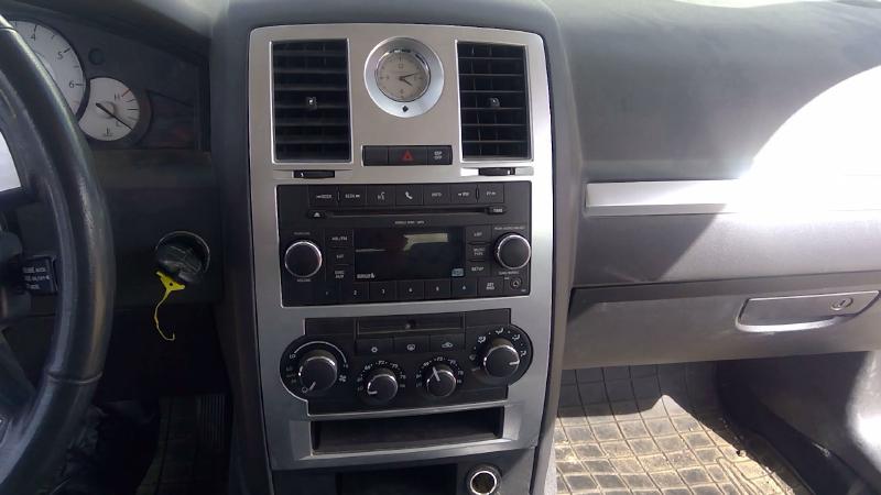 2008-2010 Chrysler 300 Dash Panel
