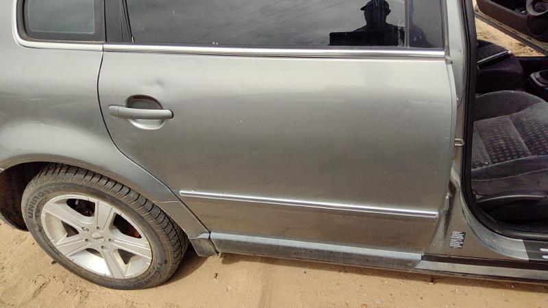 2004-2005 (discontinued) Passat Rear Door RH
