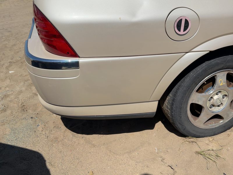 2000-2002 Lincoln LS Rear Bumper Assembly