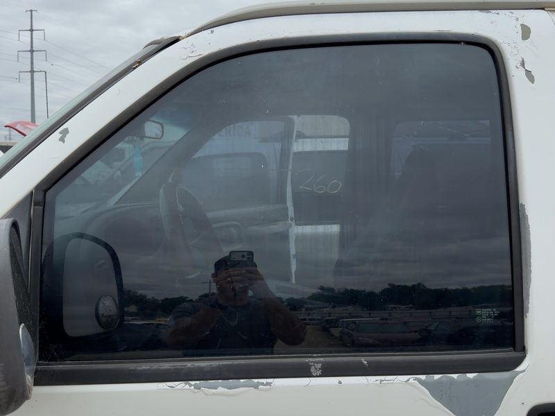 1996-2024 Chevrolet Van Express 2500 Series Front Door Glass/Window LH