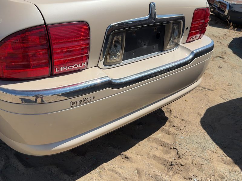 2000-2002 Lincoln LS Rear Bumper Assembly