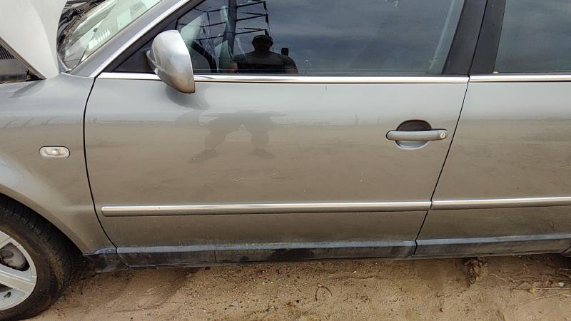 2001-2005 (discontinued) Passat Front Door LH