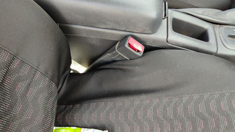2000-2005 Pontiac Sunfire Front Seat Belt