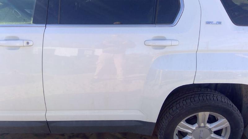 2010-2015 GMC Terrain Rear Door LH