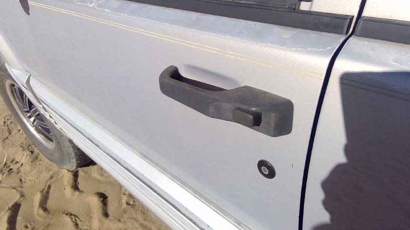 1994 Jeep Grand Cherokee Outside Door Handle LH