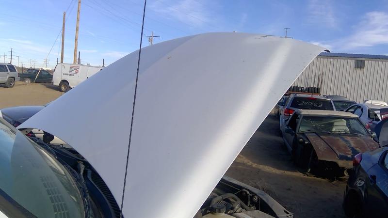 1999-2006 Chevy/gmc Suburban 1500 Series Hood