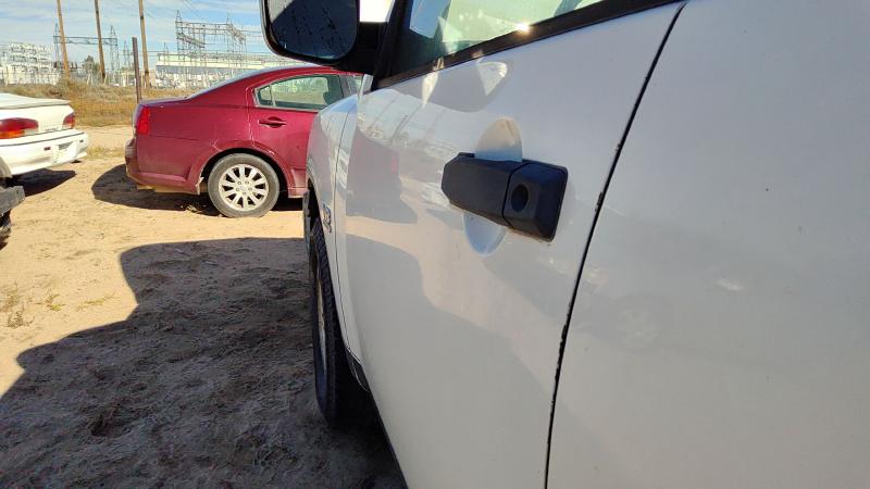 2004-2007 Nissan Titan Front Door LH