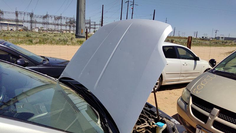 2007-2012 Nissan Sentra Hood