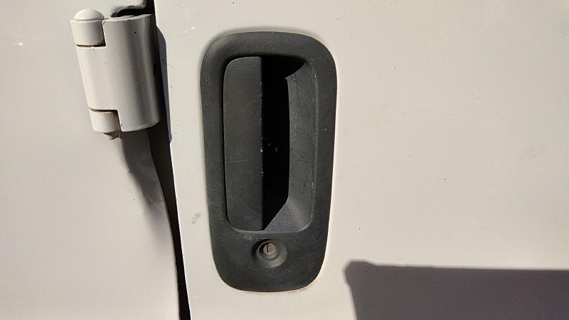 1996-2009 GMC Van Savana 2500 Series Outside Door Handle RH