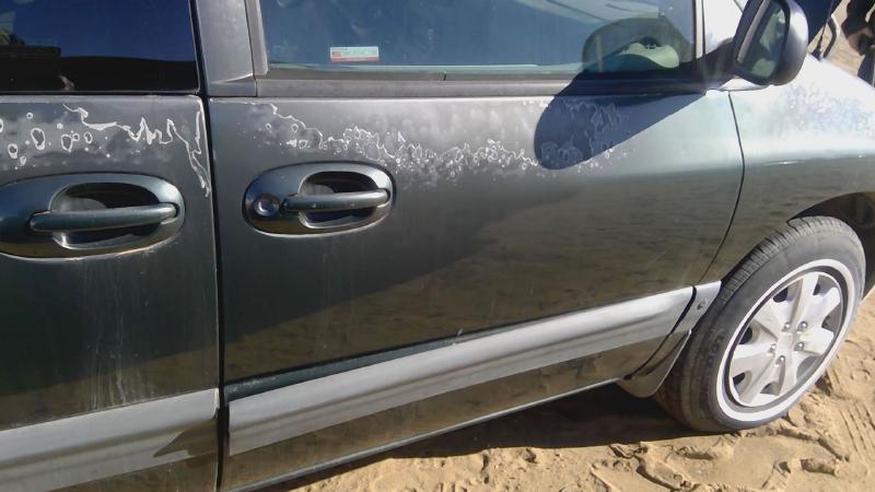 1996-2000 Voyager Front Door RH