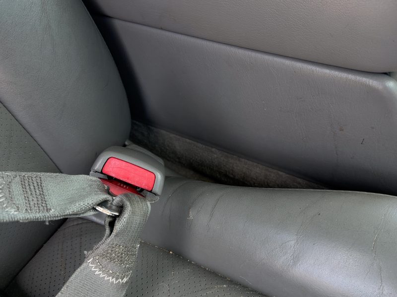 1998-2004 Cadillac Seville Front Seat Belt RH