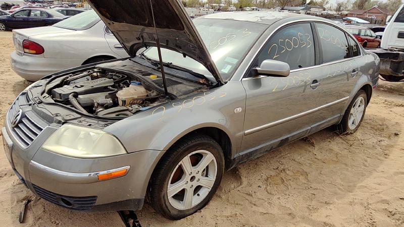 2004 (discontinued) Passat Vehicle Unit Complt.