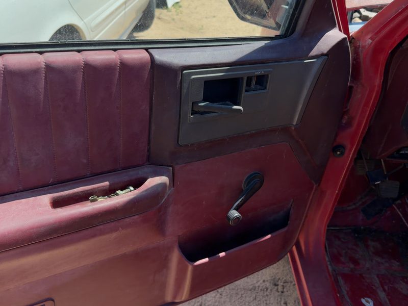 1990 S10/s15/sonoma Pickup Front Door Trim Panel LH