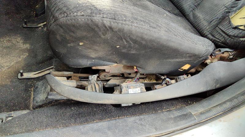 2011 Subaru Legacy/ Outback Seat Track