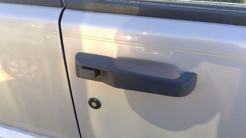 1994 Jeep Grand Cherokee Outside Door Handle RH