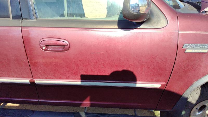 1997-2002 Ford Expedition Front Door RH