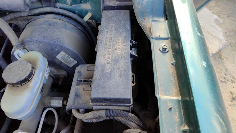 1998 Ford Ranger (small Truck) Engine Fuse Box