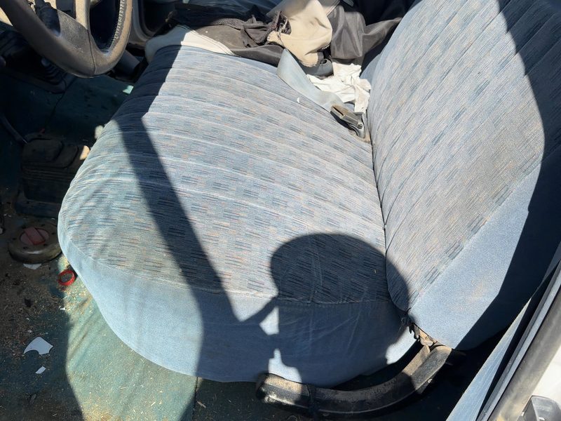 1992 Ford Pickup F250 Series Front Seat