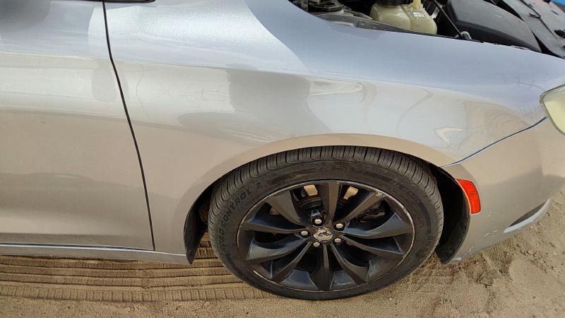 2015-2017 Chrysler 200 Fender RH