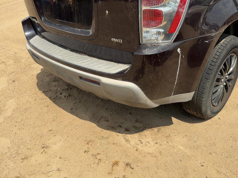 2005-2006 Chevrolet Equinox Rear Bumper Assembly