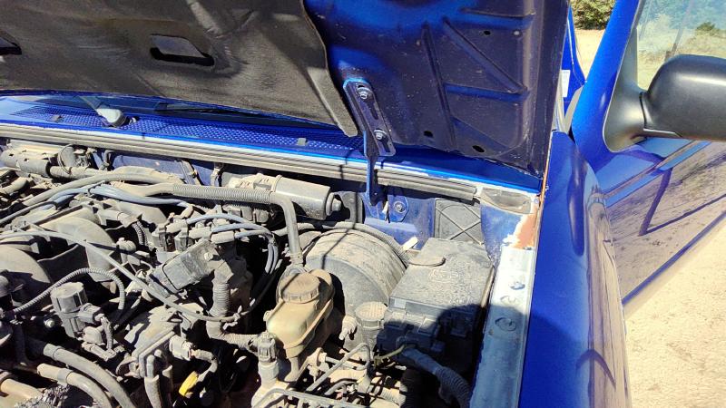 2005-2011 Ford Ranger (small Truck) Hood Hinge RH