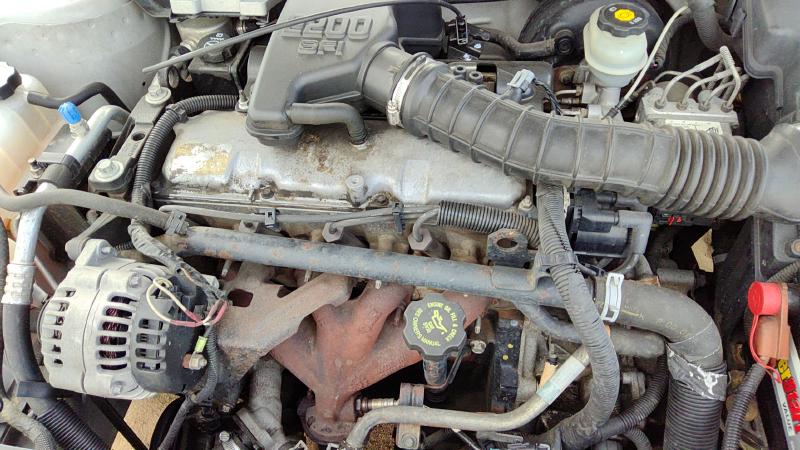 1998-2003 Pontiac Sunfire Cylinder Head