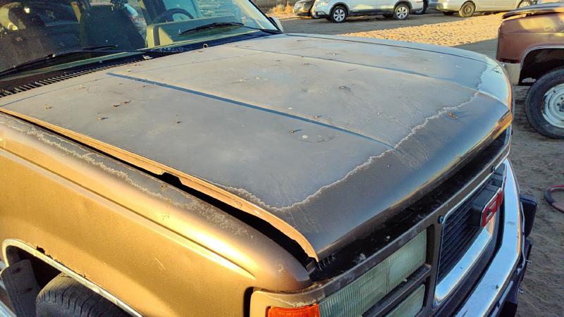 1988-2002 Chevy/gmc Suburban 1500 Series Hood