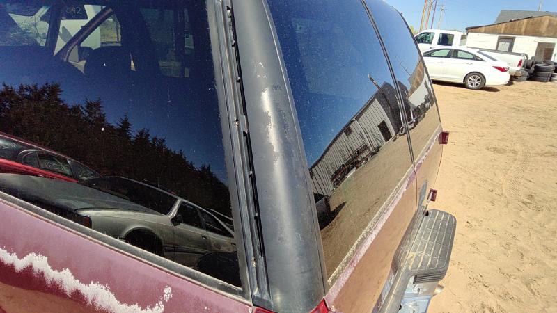 1999 GMC Yukon Quarter Panel Moulding LH