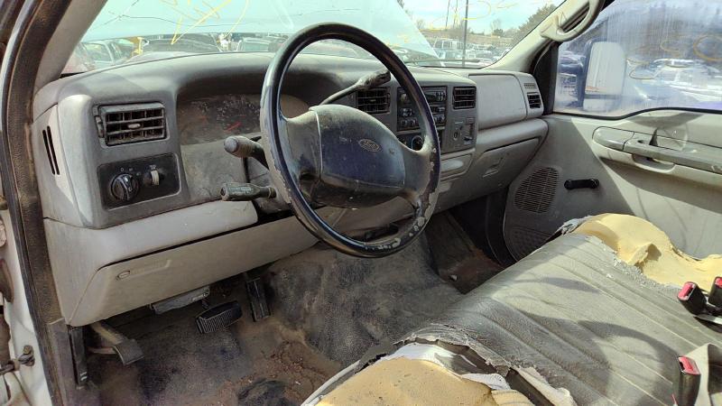 1999 Ford F250 Super Duty Pickup Rear Axle Assy.