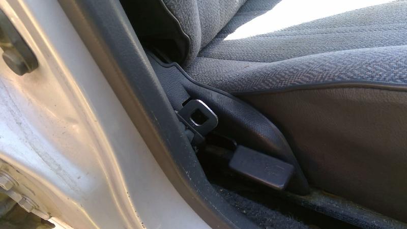 1990 Toyota Corolla (also See FX 87-88) Seat Track