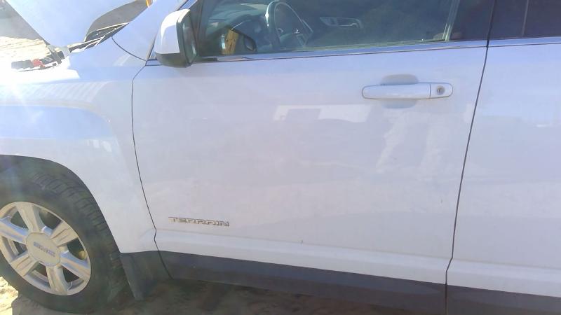 2010-2017 GMC Terrain Front Door LH