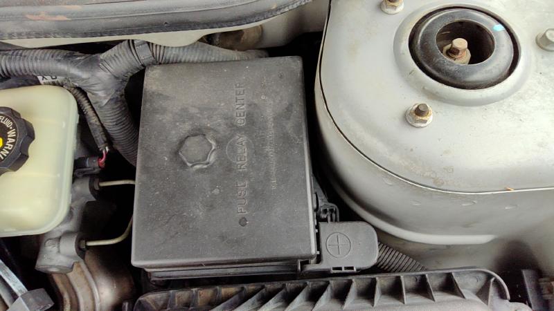 2000-2005 Malibu Engine Fuse Box