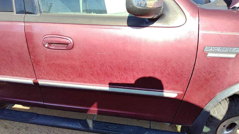 1997-2002 Ford Expedition Front Door RH