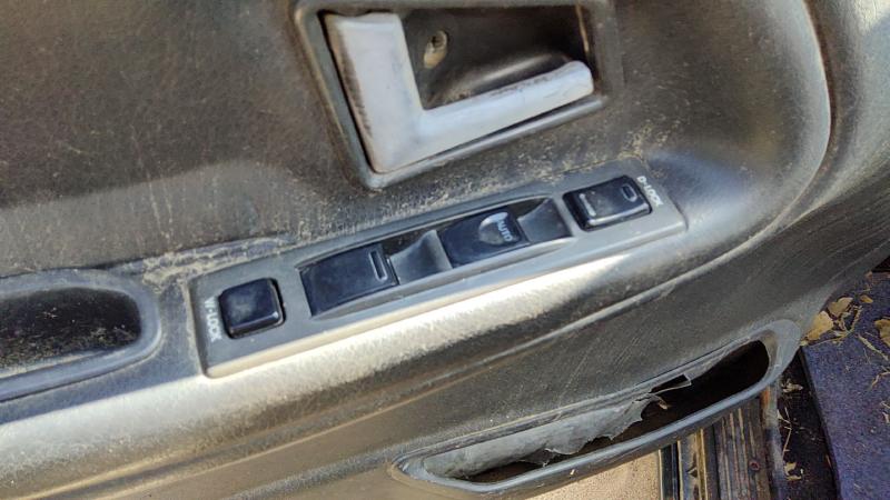 1997 Suzuki Sidekick Door Switch Front