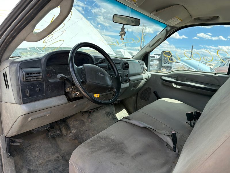 2005 Ford F350 Super Duty Pickup Rear Axle Assy.