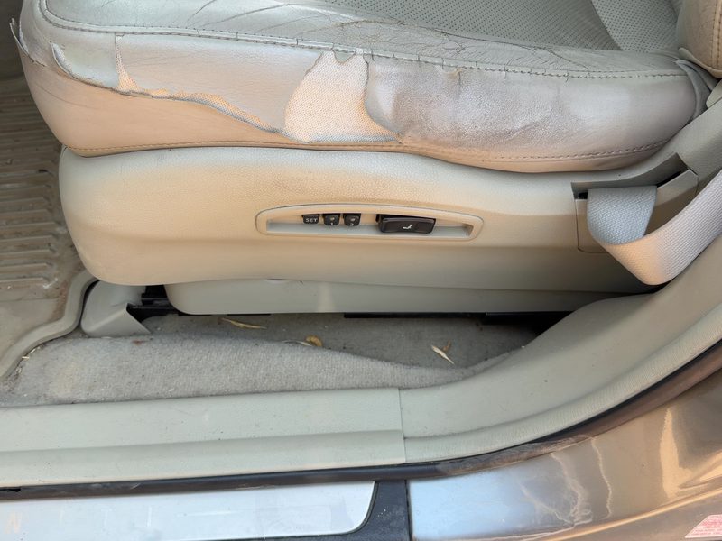 2003 Infiniti FX Series Seat Track LH