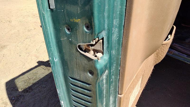 1988 Ford Pickup F150 Series Front Door Latch LH